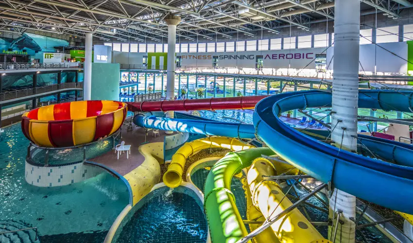 Hunguest Szeged (kor�bbi Forr�s) Szeged - Egy �jszak�s aj�nlat f�rd�bel�p�vel