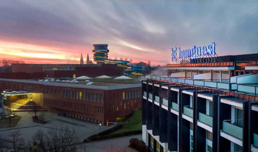 Hunguest Szeged (kor�bbi Forr�s) Szeged - Egy �jszak�s aj�nlat f�rd�bel�p�vel