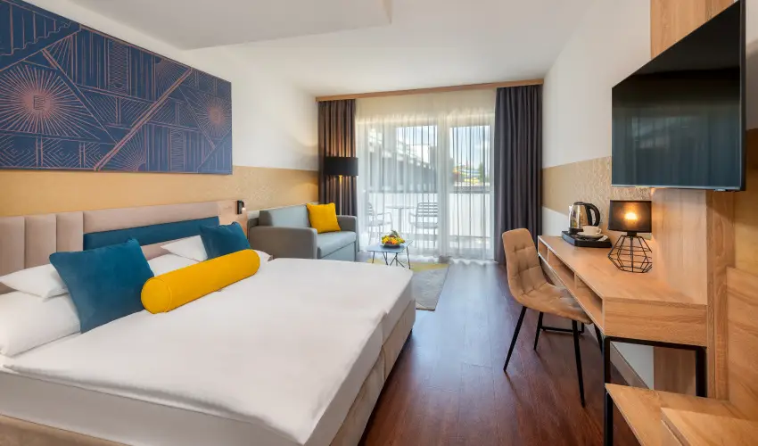 Hunguest Szeged (kor�bbi Forr�s) Szeged - Egy �jszak�s aj�nlat f�rd�bel�p�vel