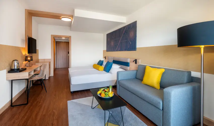 Hunguest Szeged (kor�bbi Forr�s) Szeged - Egy �jszak�s aj�nlat f�rd�bel�p�vel