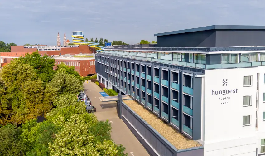 Hunguest Szeged (kor�bbi Forr�s) Szeged - Egy �jszak�s aj�nlat f�rd�bel�p�vel