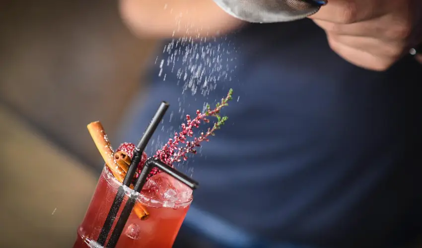 Imola Udvarh�z Eger - Kedvezm�nyes �r csal�dok r�sz�reak reggelis ell�t�ssal (1 �jt�l)