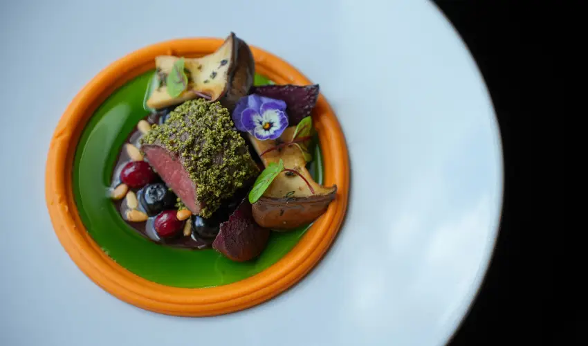 Imola Udvarh�z Eger - Kedvezm�nyes �r csal�dok r�sz�reak reggelis ell�t�ssal (1 �jt�l)