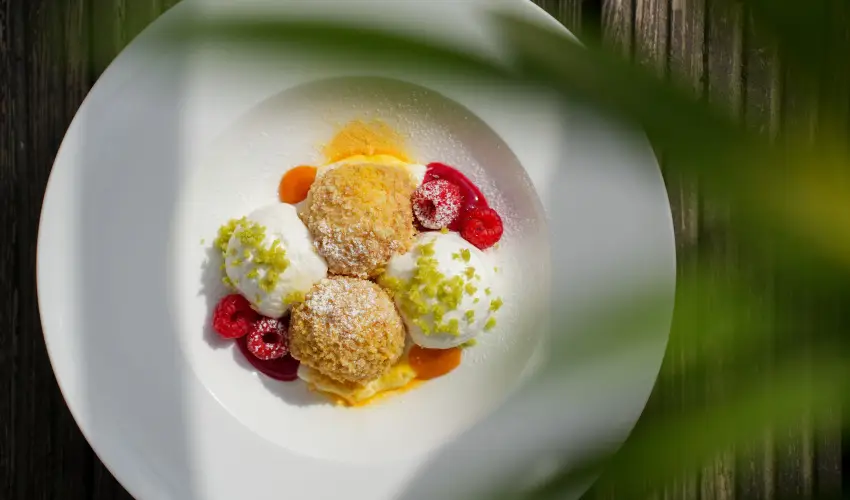 Imola Udvarh�z Eger - Kedvezm�nyes �r csal�dok r�sz�reak reggelis ell�t�ssal (1 �jt�l)