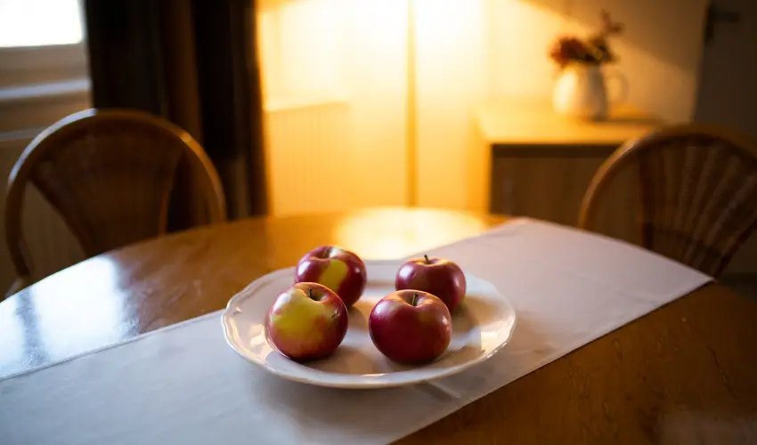 Zsanett Hotel Balatonkeresztr - Pnksd 