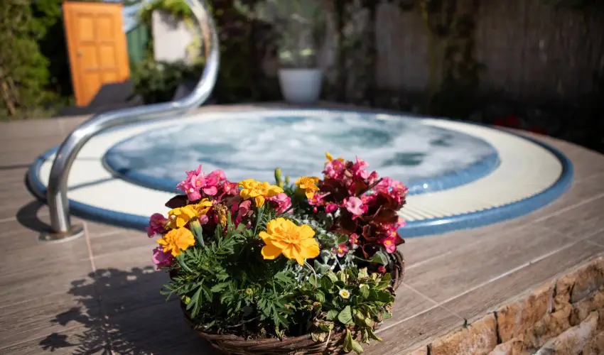 Zsanett Hotel Balatonkeresztr - Pnksd 