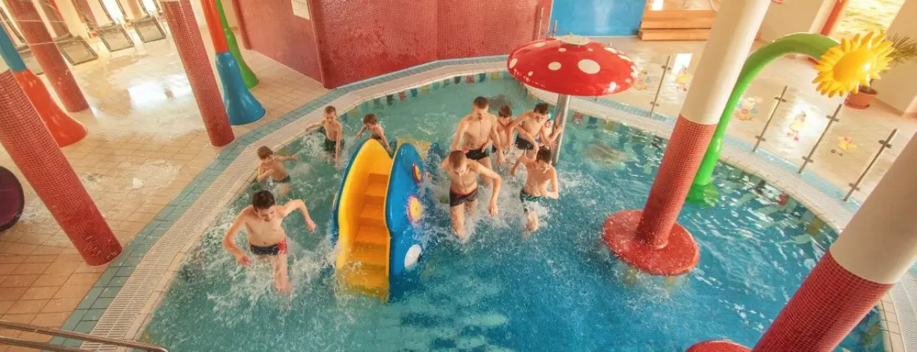 Vulkn Wellness Hotel s Kemping Celldmlk - Pihens a Vulkn Frd Resort mobilhzaiban - flpanzival, frdhasznlattal (min. 2 j)