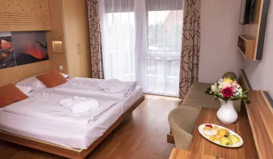 Vulkn Wellness Hotel s Kemping Celldmlk