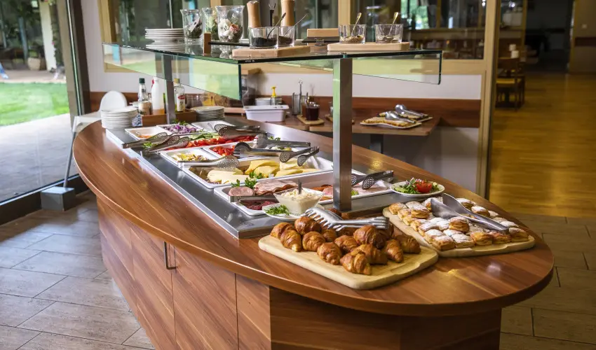 Vulkán Wellness Hotel és Kemping Celldömölk - Pihenés a Vulkán Fürdő Resort mobilházaiban - félpanzióval, fürdőhasználattal (min. 4 éj)