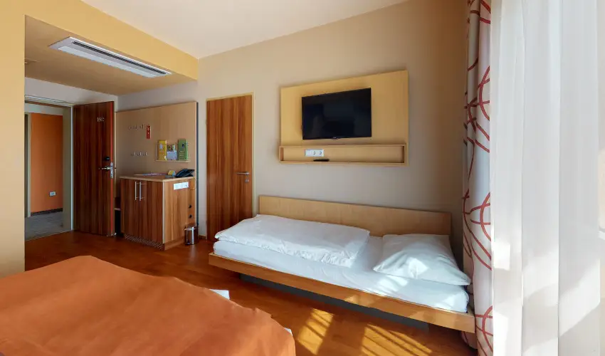 Vulkán Wellness Hotel és Kemping Celldömölk - Pihenés a Vulkán Fürdő Resort mobilházaiban - félpanzióval, fürdőhasználattal (min. 4 éj)