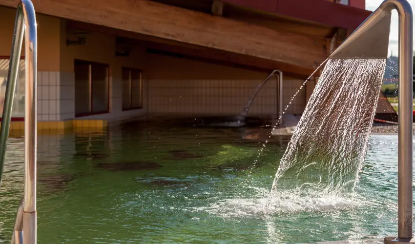 Vulkán Wellness Hotel és Kemping Celldömölk - Pihenés a Vulkán Fürdő Resort mobilházaiban - félpanzióval, fürdőhasználattal (min. 4 éj)