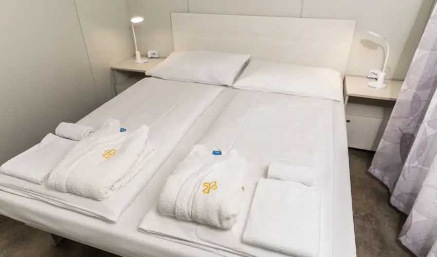 Vulkán Wellness Hotel és Kemping Celldömölk - Pihenés a Vulkán Fürdő Resort mobilházaiban - félpanzióval, fürdőhasználattal (min. 4 éj)