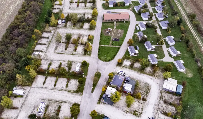 Vulkán Wellness Hotel és Kemping Celldömölk - Pihenés a Vulkán Fürdő Resort mobilházaiban - félpanzióval, fürdőhasználattal (min. 4 éj)