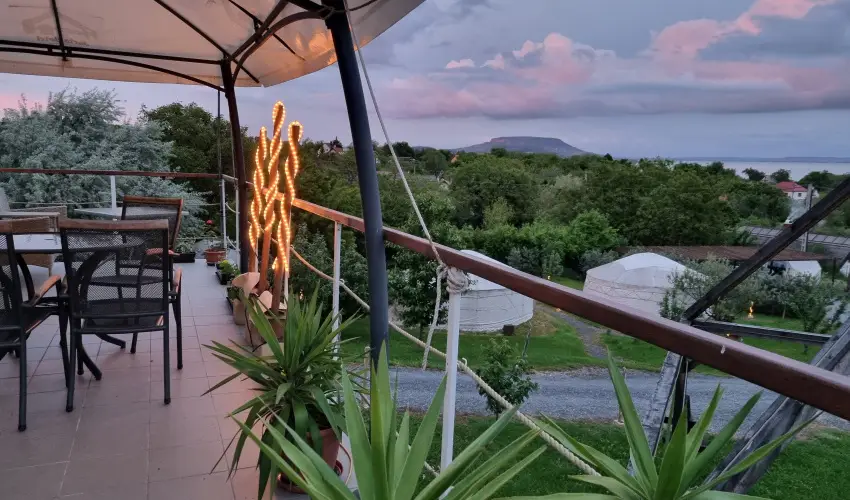 Jurta Spirit Hotel Balatongyrk - Pihentet feltltds (1 jtl)