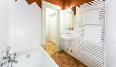 Krolyi Kastly Hotel & Restaurant  Fehrvrcsurg