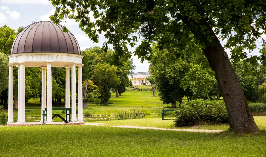 Krolyi Kastly Hotel & Restaurant  Fehrvrcsurg - Napi szobar flpanzival (1 jtl)