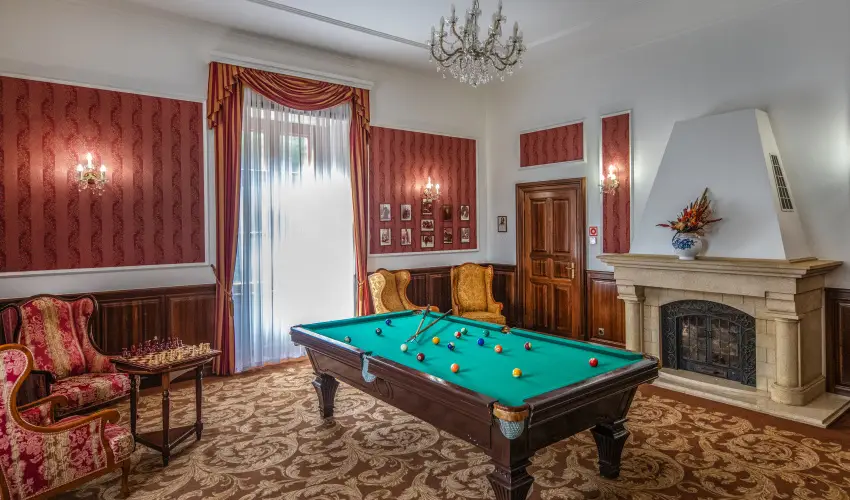 Kast�lyhotel Sasv�r Par�dsasv�r - Kast�ly�lm�nyek 1 �jszak�t�l