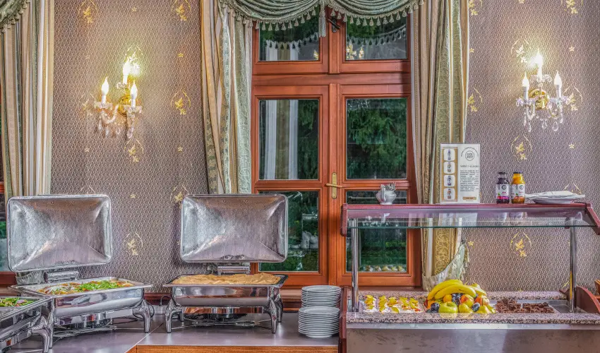 Kast�lyhotel Sasv�r Par�dsasv�r - Kast�ly�lm�nyek 1 �jszak�t�l