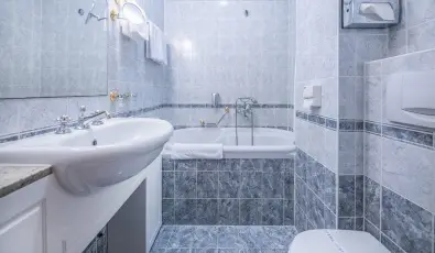Kast�lyhotel Sasv�r Par�dsasv�r