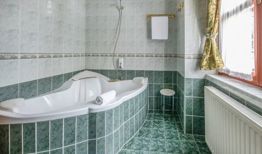 Kast�lyhotel Sasv�r Par�dsasv�r - Kast�ly�lm�nyek 1 �jszak�t�l