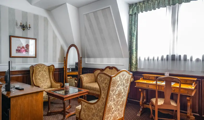 Kast�lyhotel Sasv�r Par�dsasv�r - Kast�ly�lm�nyek 1 �jszak�t�l