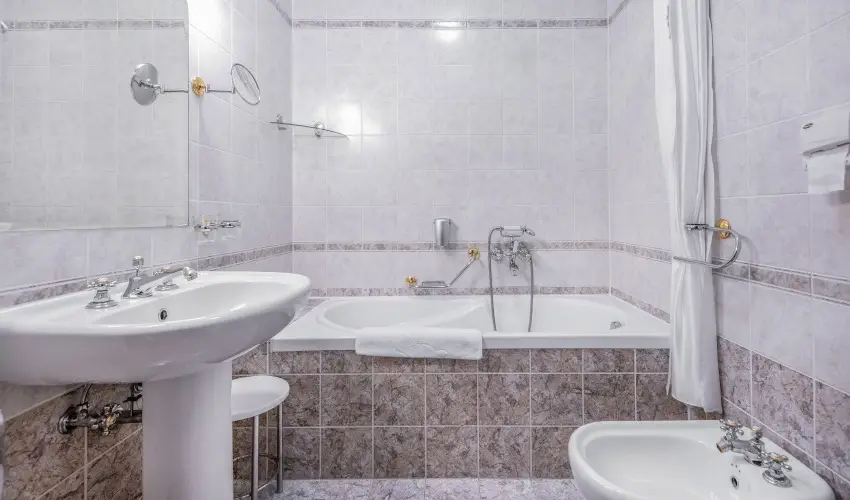 Kast�lyhotel Sasv�r Par�dsasv�r - Kast�ly�lm�nyek 1 �jszak�t�l