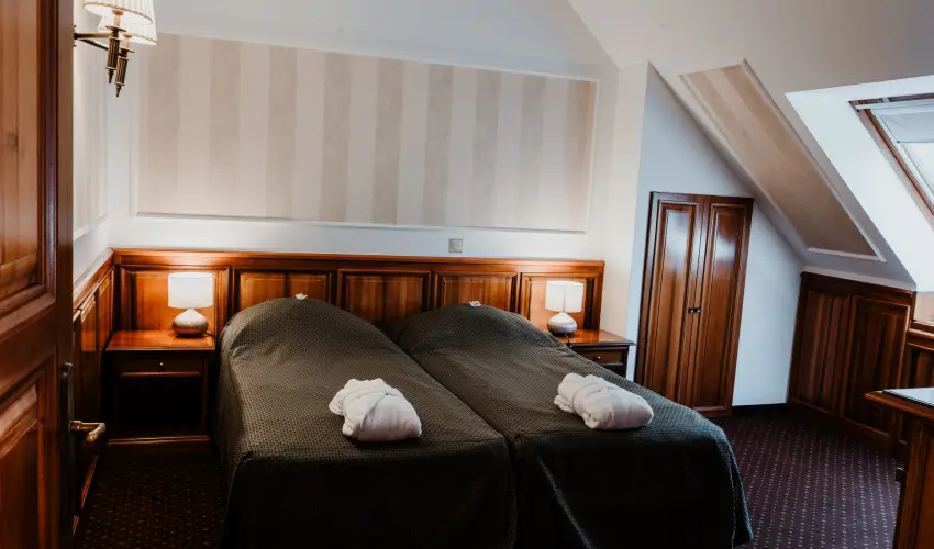 Kast�lyhotel Sasv�r Par�dsasv�r - Kast�ly�lm�nyek 1 �jszak�t�l