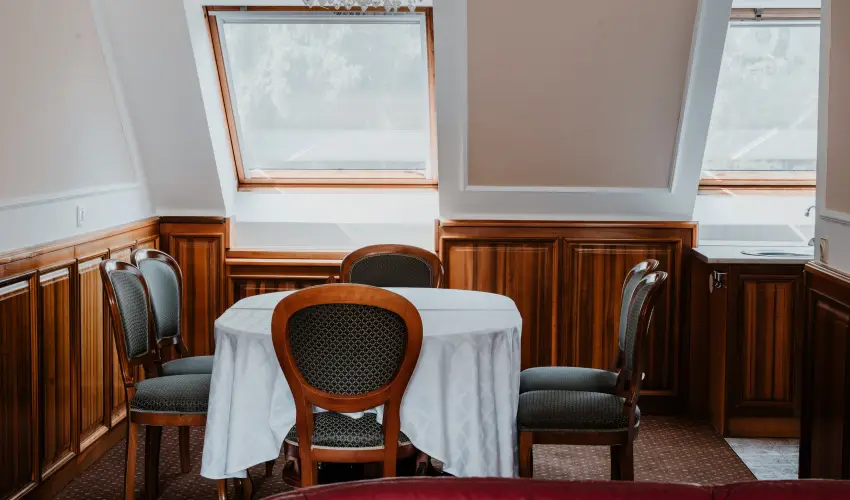 Kast�lyhotel Sasv�r Par�dsasv�r - Kast�ly�lm�nyek 1 �jszak�t�l