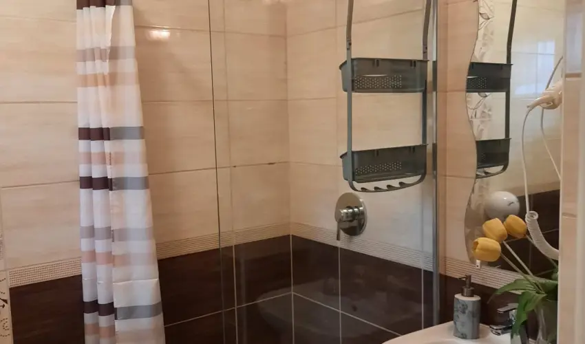 Kk Laguna Wellness Apartmanok Egerszalk - Kedvezmnyes r csaldok rszreak reggelivel (1 jtl)