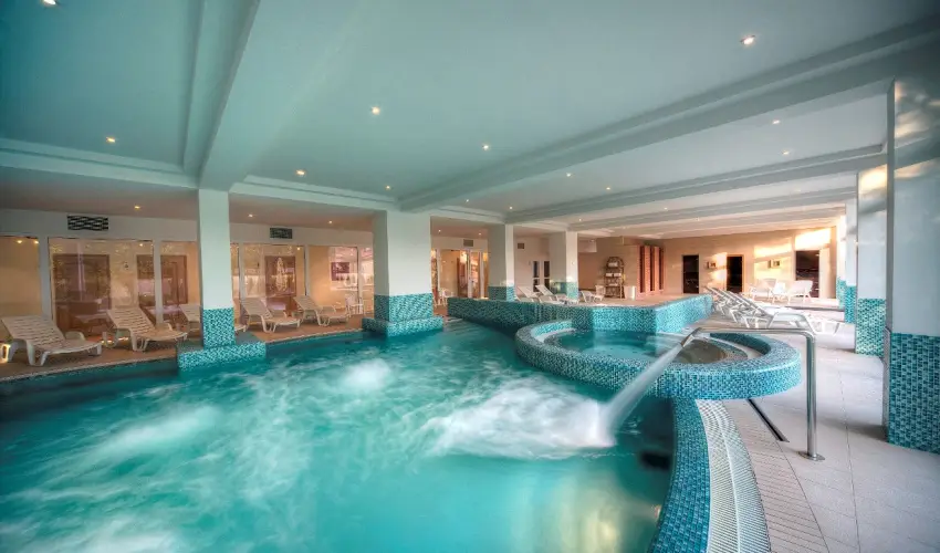 Kt Korona Konferencia & Wellness Hotel Balatonszrsz - Wellness htvgk a Balatonon (min. 2 j)