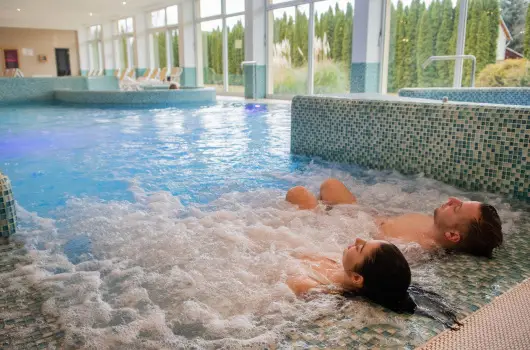 K�t Korona Konferencia & Wellness Hotel - �jra v�r a balatoni ny�r (min. 2 �j)