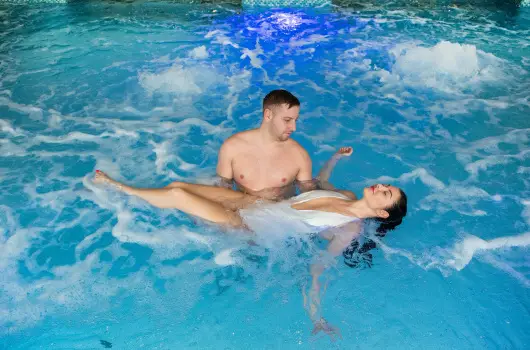 K�t Korona Konferencia & Wellness Hotel - Csal�di �szi sz�net - aj�nd�k eb�ddel (min. 2 �j)