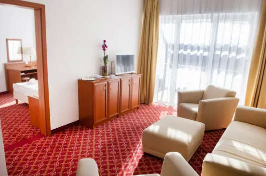 K�t Korona Konferencia & Wellness Hotel - Augusztus 20.