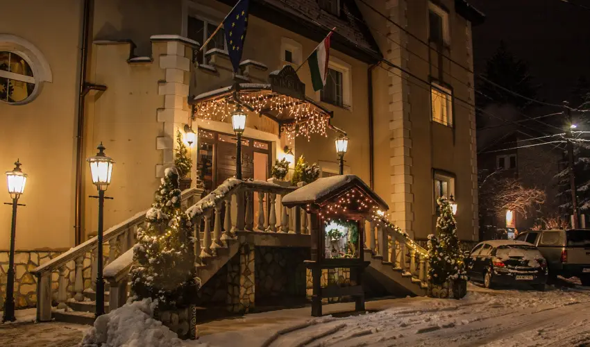 Kikelet Club Hotel Miskolctapolca - Kedvezmnyes r csaldok rszreak flpanzis elltssal (1 jtl)