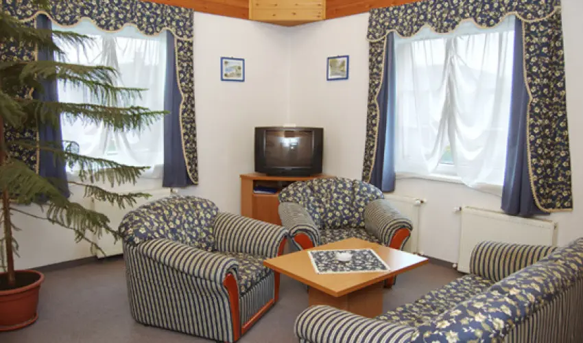 Kikelet Club Hotel Miskolctapolca - Kedvezmnyes r csaldok rszreak flpanzis elltssal (1 jtl)