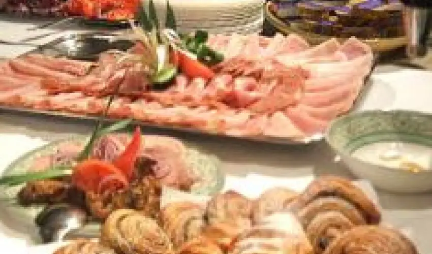 Kikelet Club Hotel Miskolctapolca - Kedvezmnyes r csaldok rszreak flpanzis elltssal (1 jtl)