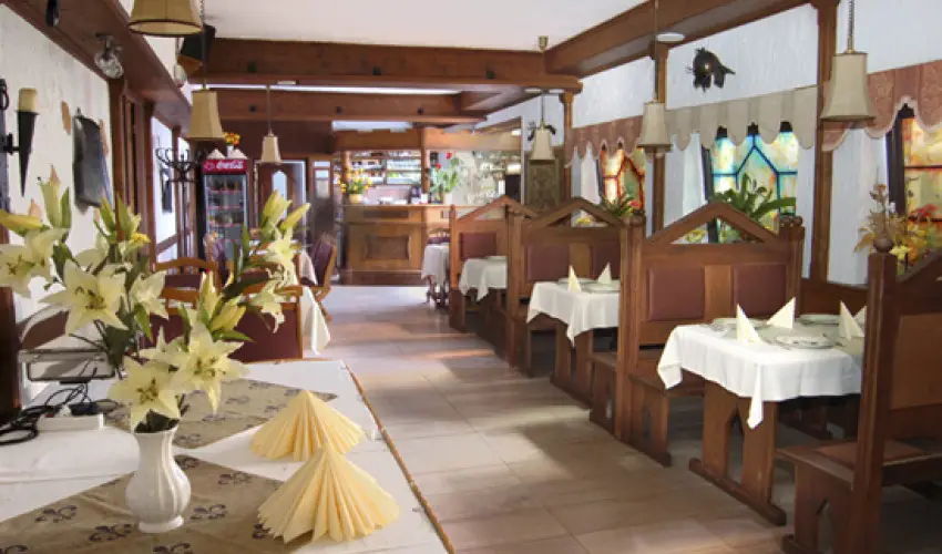 Kikelet Club Hotel Miskolctapolca - Kedvezmnyes r csaldok rszreak flpanzis elltssal (1 jtl)