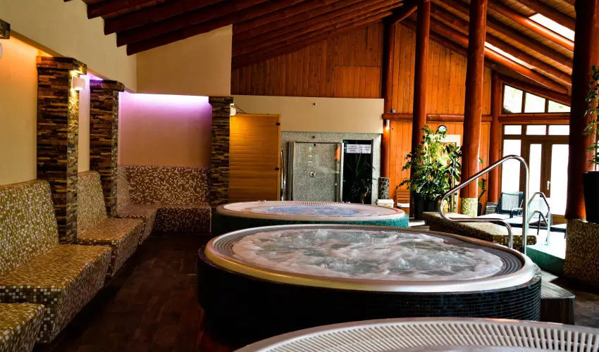 Kkapu Vadszkastly s Hotel & Apartments Nagyhuta - Csaldi nyarals - reggelis elltssal (min. 3 j)