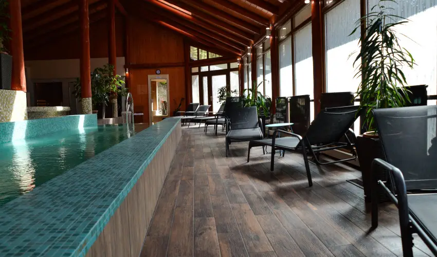 Kkapu Vadszkastly s Hotel & Apartments Nagyhuta - Csaldi nyarals - reggelis elltssal (min. 3 j)