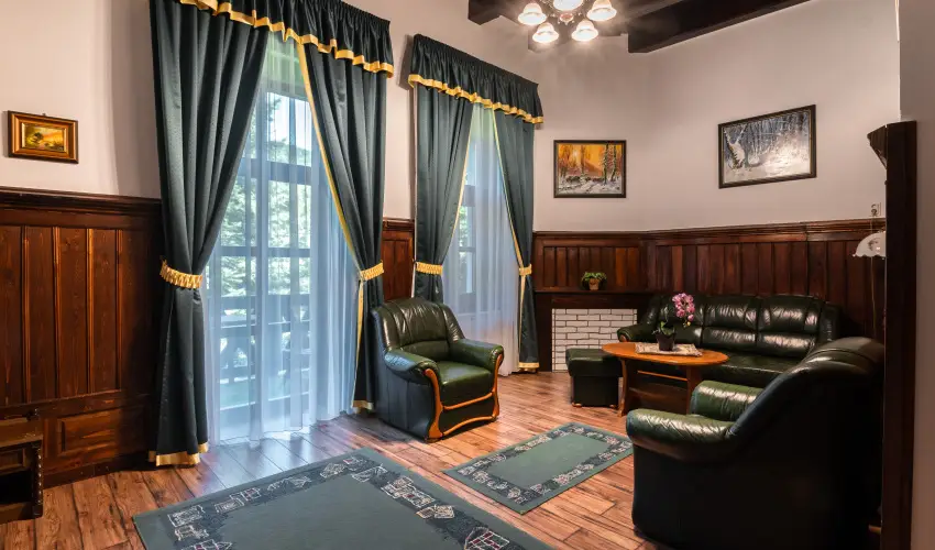 Kkapu Vadszkastly s Hotel & Apartments Nagyhuta - Csaldi nyarals - reggelis elltssal (min. 3 j)