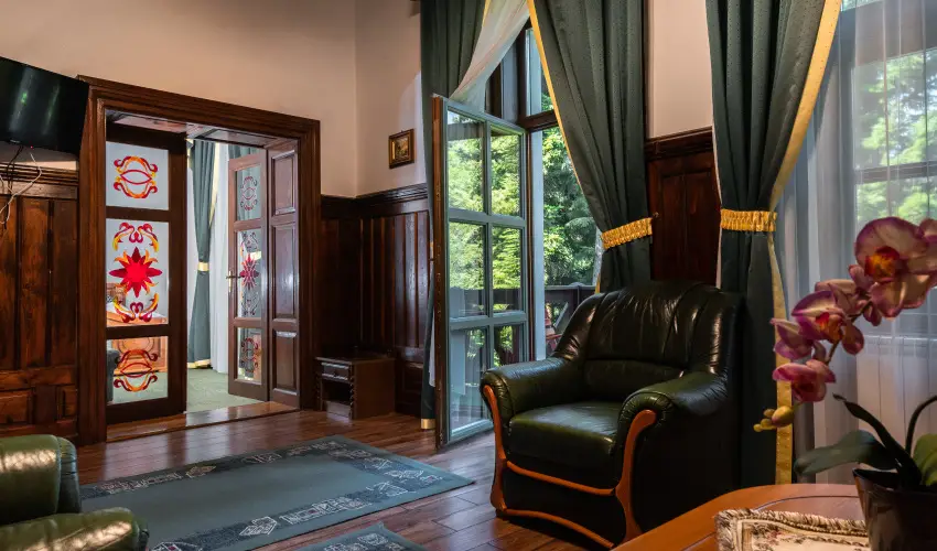 Kkapu Vadszkastly s Hotel & Apartments Nagyhuta - Csaldi nyarals - reggelis elltssal (min. 3 j)