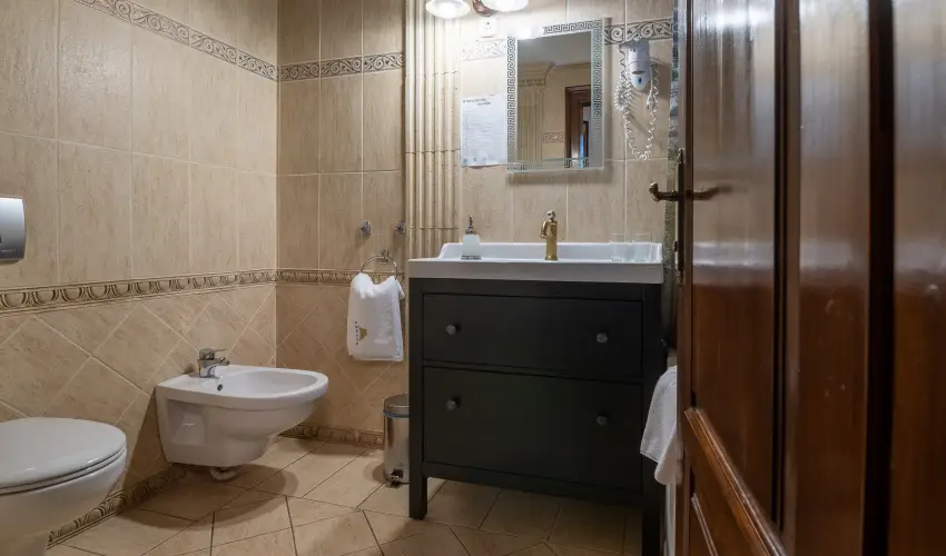 Kkapu Vadszkastly s Hotel & Apartments Nagyhuta - Csaldi nyarals - reggelis elltssal (min. 3 j)