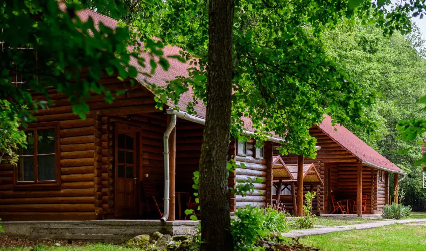 Kkapu Vadszkastly s Hotel & Apartments Nagyhuta - Csaldi nyarals - reggelis elltssal (min. 3 j)