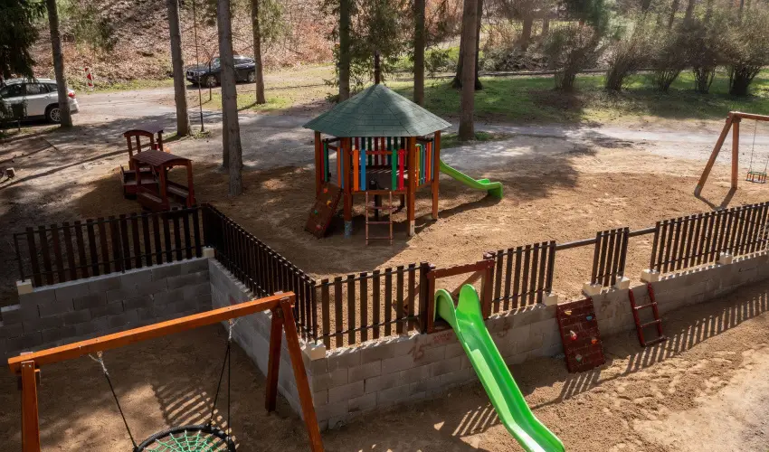 Kkapu Vadszkastly s Hotel & Apartments Nagyhuta - Csaldi nyarals - reggelis elltssal (min. 3 j)