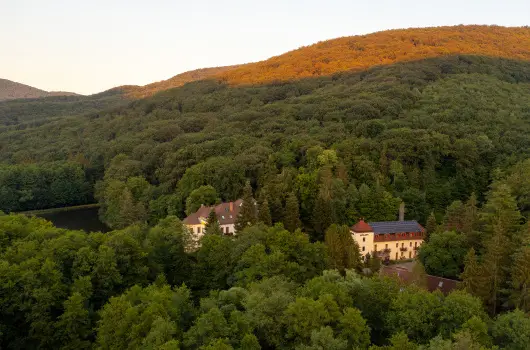 Kkapu Vadszkastly s Hotel & Apartments - Csaldi nyarals - flpanzis elltssal (min. 3 j)