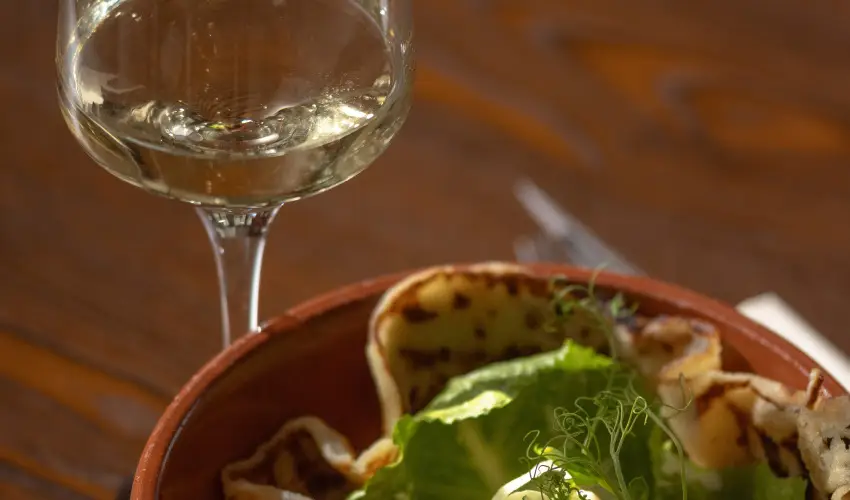 Kkapu Vadszkastly s Hotel & Apartments Nagyhuta - Csaldi nyarals - reggelis elltssal (min. 3 j)