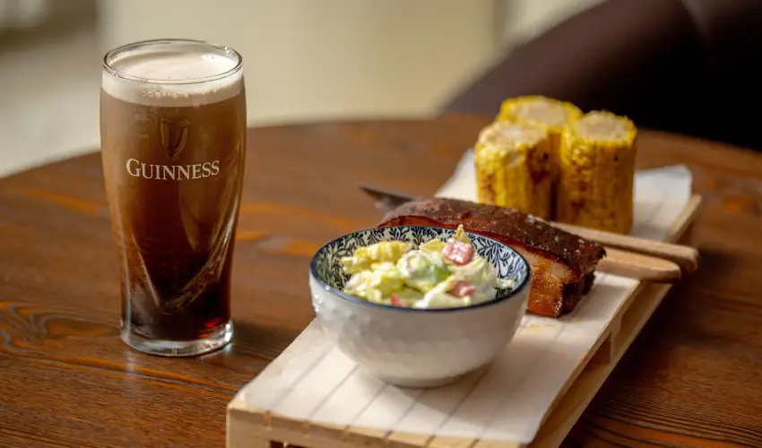 Kkapu Vadszkastly s Hotel & Apartments Nagyhuta - Csaldi nyarals - reggelis elltssal (min. 3 j)