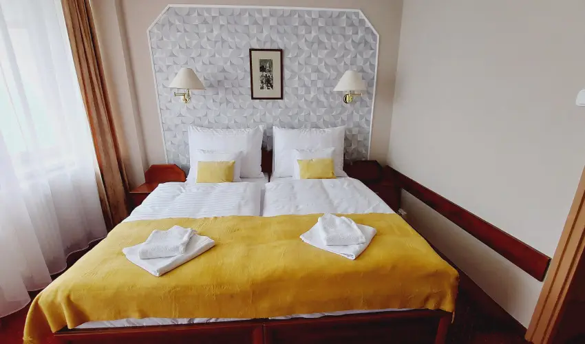 Komfort Hotel Platn Harkny - Kedvezmnyes r csaldok rszreak flpanzis elltssal (1 jtl)