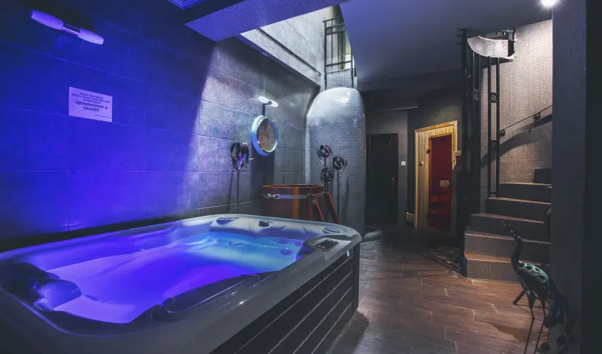 Koml Hotel Gyula - Szlls reggelivel (1 jtl)