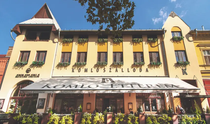 Koml Hotel Gyula - Szlls reggelivel (1 jtl)